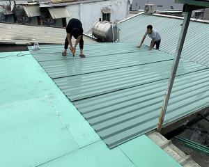 Dịch vụ thay tôn chống dột nhanh gọn lẹ uy tín tại Quận 4