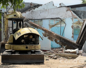 Đập Phá, Tháo Dỡ Công Trình Tại Đức Huệ Trọn Gói